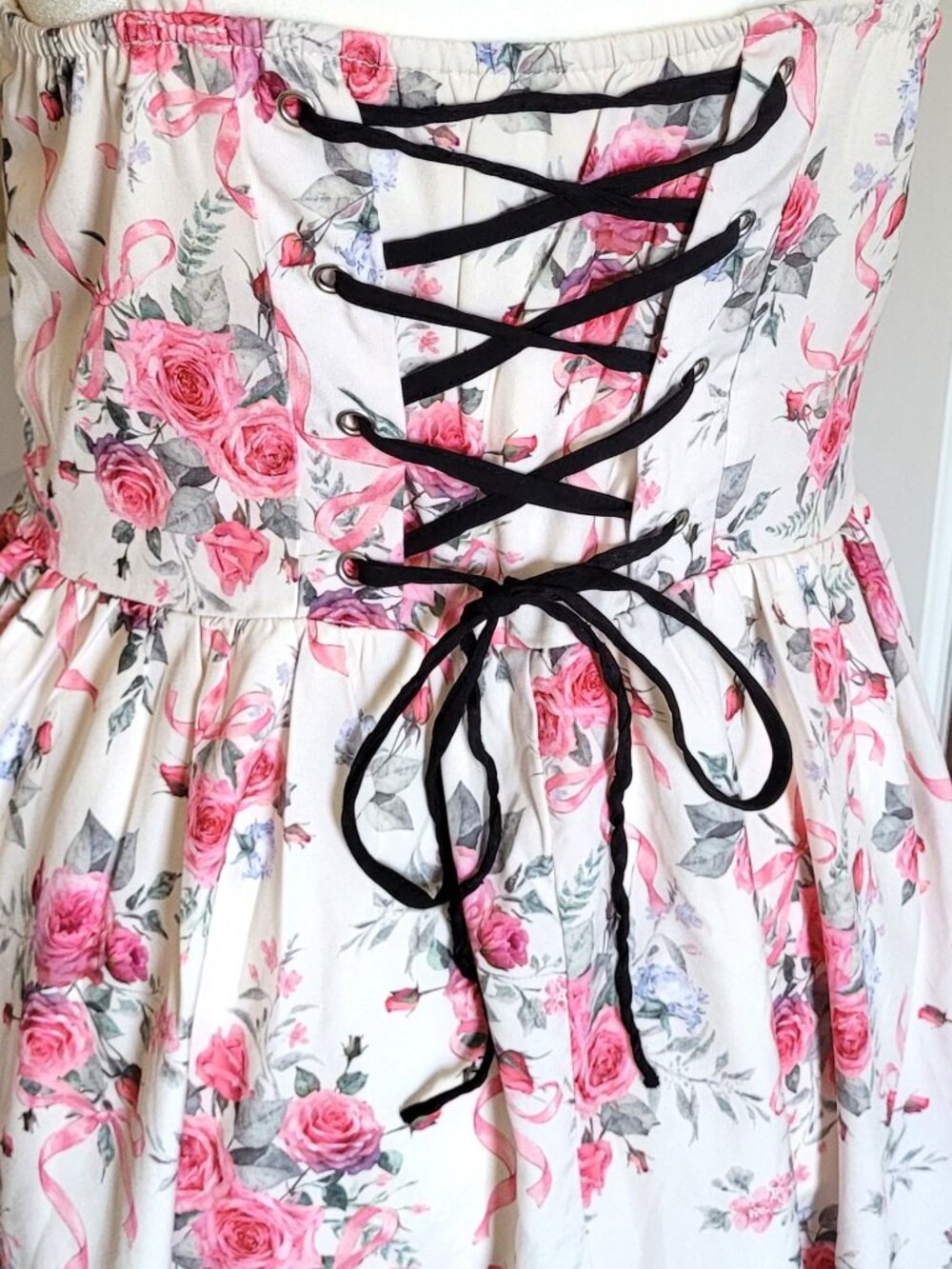 Pub Girl Bar Maid Style Dress - Picture 5 of 6
